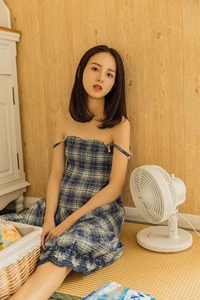 打扑克又疼又叫的小视频,扑克新玩法走红，网友：想试试！-2